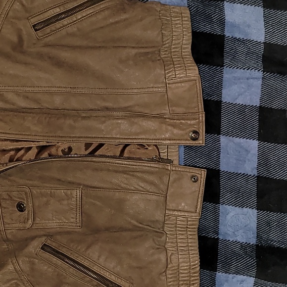 Vintage. Buttery Leather Bomber jacket. Adventure Bound By Wilson's leather. LT - Picture 6 of 16